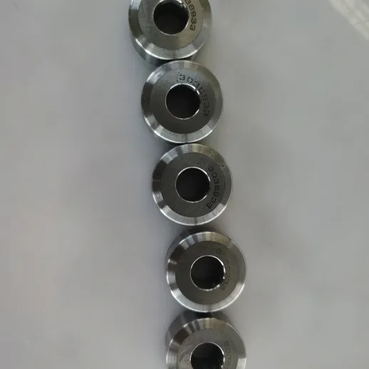 Robin 30633 OEM 3036933 Cam Follower Roller