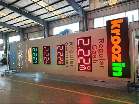 Signalisation de station-service pour la station-service Kroozin au Texas