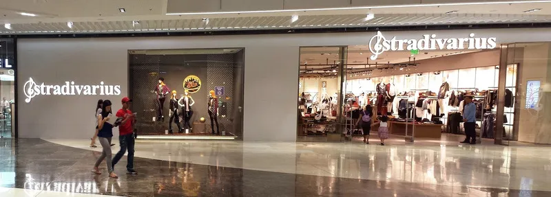 Stradivarius Lettre Enseigne Frontlit Pleine de Lumière Sans Ombrage