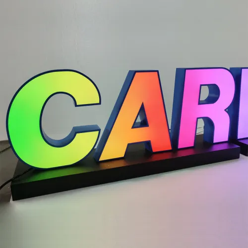 Enseigne lumineuse LED RVB