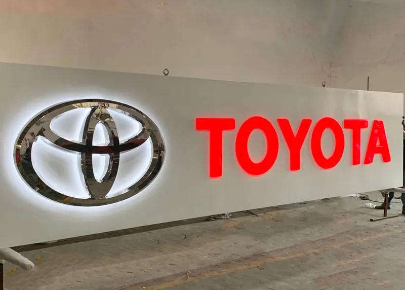 Panneau pylône pour TOYOTA et HIZO