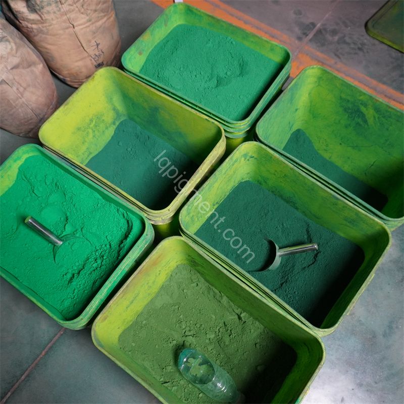 What kind of pigment is used for colored cement road bricks