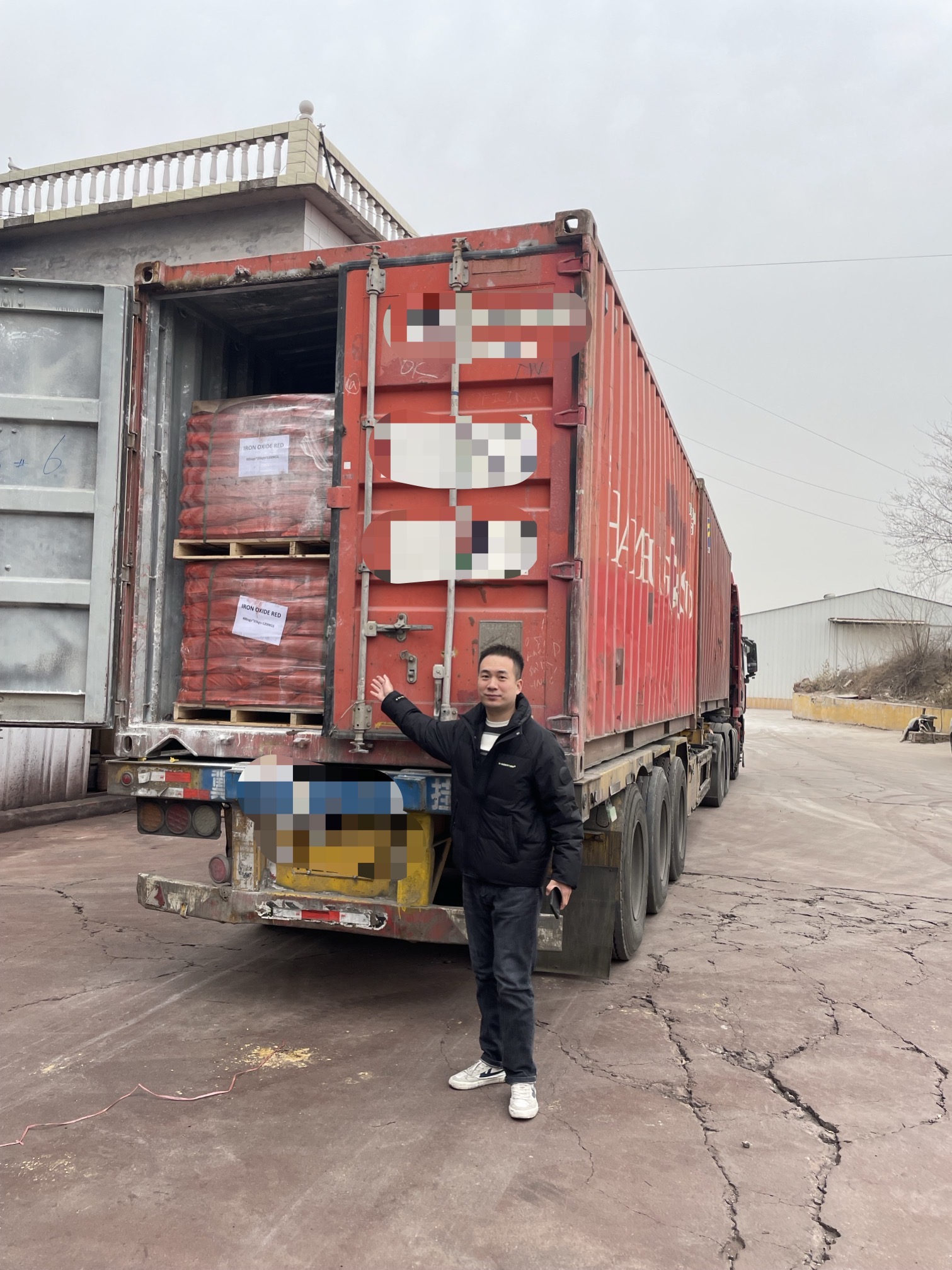 How to use iron oxide pigment and cement?