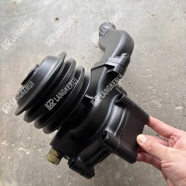 bahagian traktor pemasangan pam air