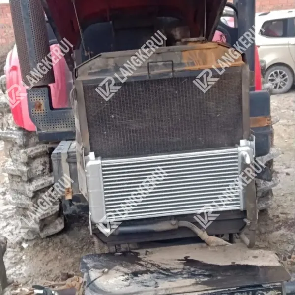 Wheel Farm Tractor Tangki air Radiator