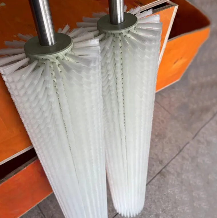 Nylon Roller Conveyor Belt Cleaner Rotary Cleaning Brush