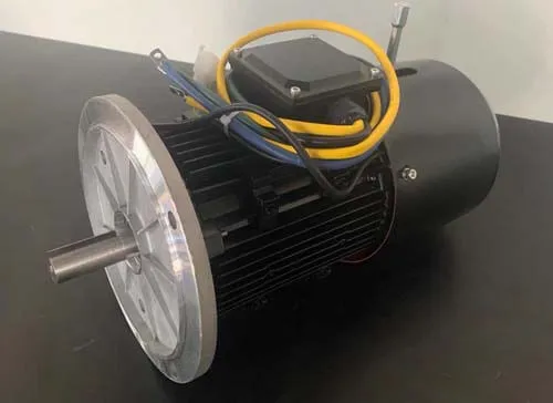 Design and Application of PMSM Motor in Tractors