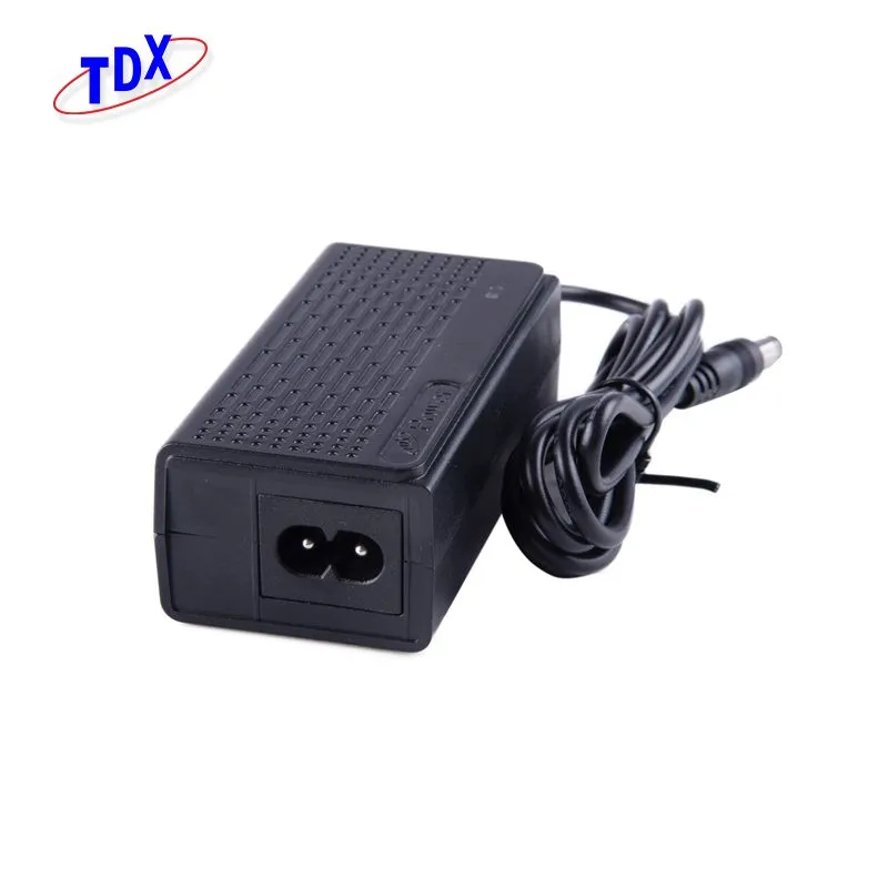 Desktop adapter za napajanje - 24-30W serija - C8