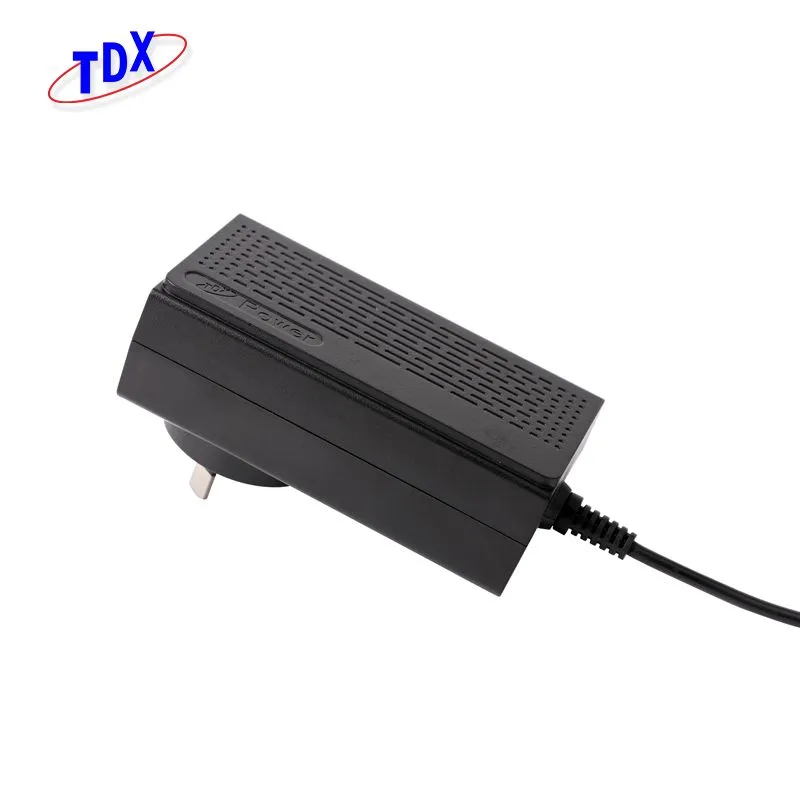 Adaptador de potencia de montaje en la pared-72W-12V 6A -au enchufe