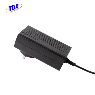 Adaptador de potencia de montaje en la pared-72W-12V 6A -au enchufe