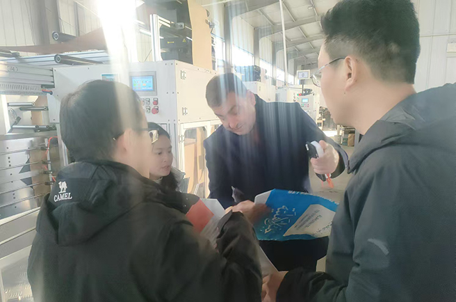 Customer visit our factory