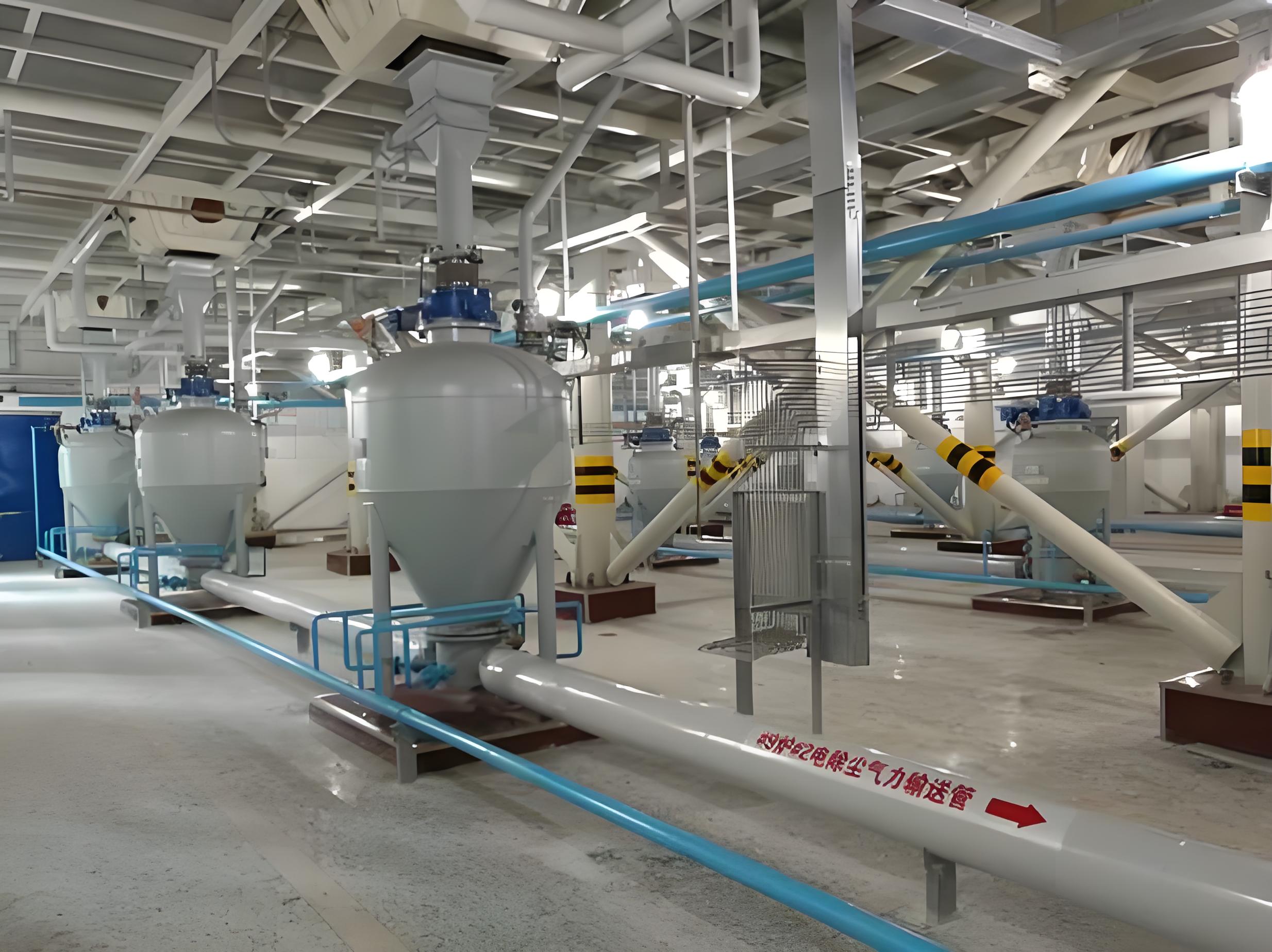 Roots blowers power pneumatic delivery of plastic particles, improve production efficiency