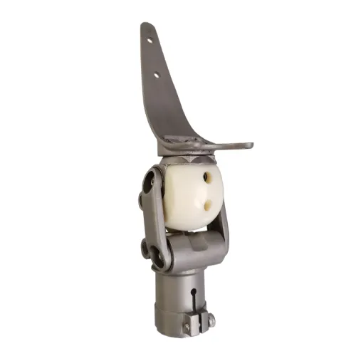 Prosthetic knee joint Broken four-bar knee joint