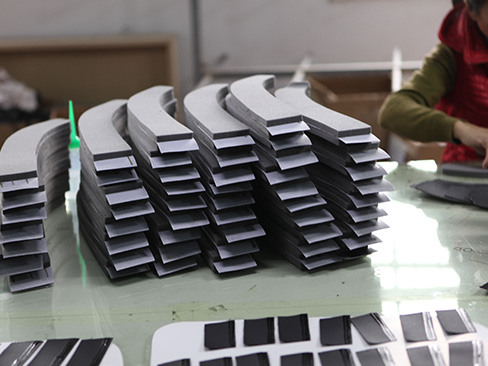 Guangzhou Huanle Industry Co., Ltd.  is deeply involved in the functional luggage market