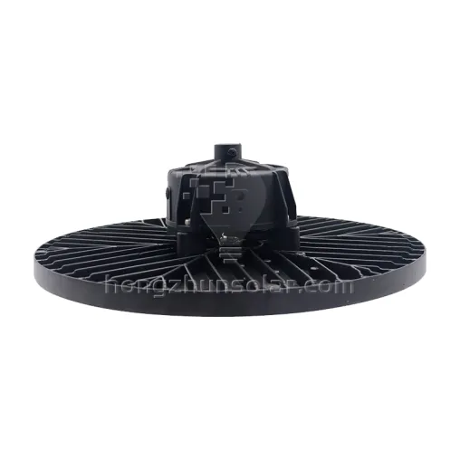 High Lumen High Bay Lampe Aluminium IP65 50W 100W 150W 200W 250W Atelier d'entrepôt de lampe industrielle UFO LED High Bay Light