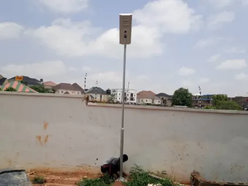 150W Solar Street Light Outdoor sur les quartiers résidentiels au Nigéria