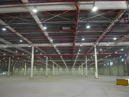 Éclairage de l'entrepôt