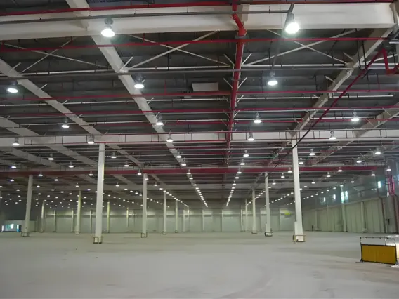 Éclairage de l'entrepôt