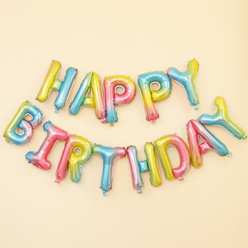 What's the Difference Between Foil and Latex Balloons?