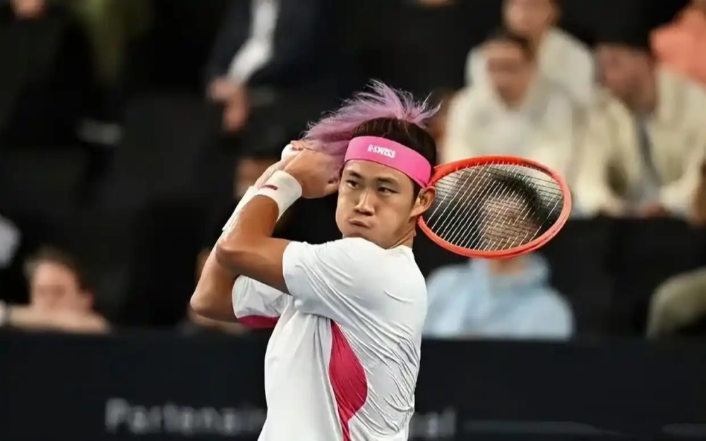 Sunshine Double Begins: Can Zheng Qinwen and China's Tennis Stars Make a Statement?