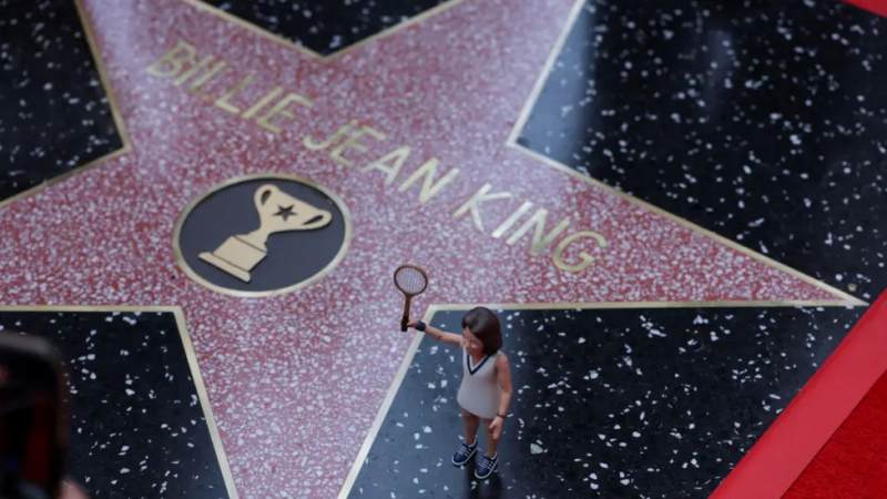 Billie Jean King Receives Star on Hollywood Walk of Fame | Smy Tennis Honors Tennis Icons