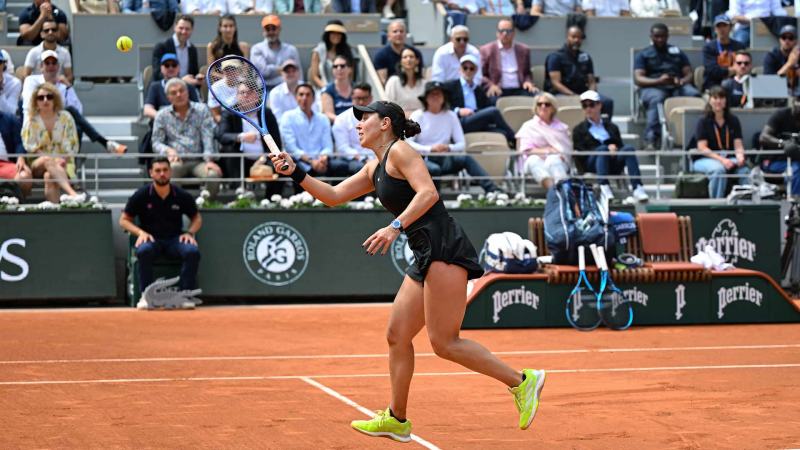 French Wild Card Lois Boisson Shocks World No. 3 Jessica Pegula at Roland Garros 2025