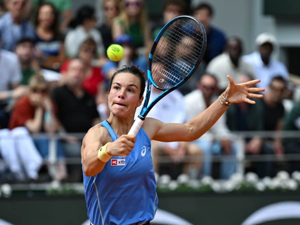 French Wild Card Lois Boisson Shocks World No. 3 Jessica Pegula at Roland Garros 2025