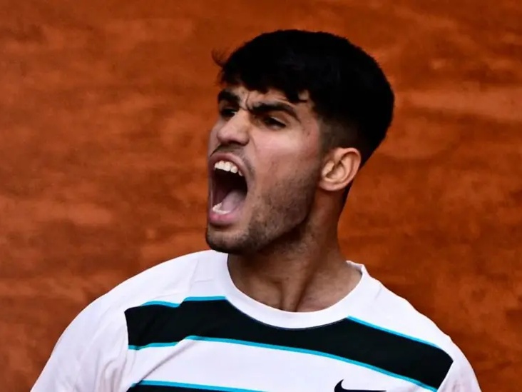 Carlos Alcaraz Battles Past Ben Shelton to Reach French Open 2025 Quarter-Finals