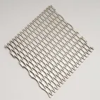 Abgeflachtes Metall