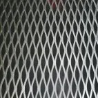 Abgeflachtes Metall