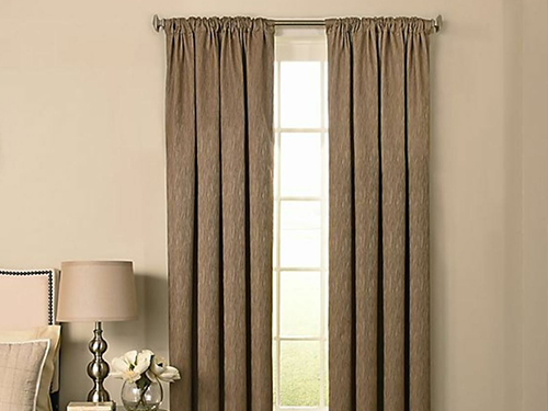 Guides Buyers on Selecting Rods That Complement Contemporary Decor Trends, Appealing to Home Renovation and Retail Markets