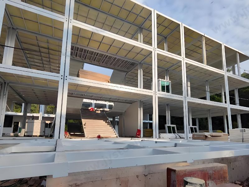 Prefabricated apartment building