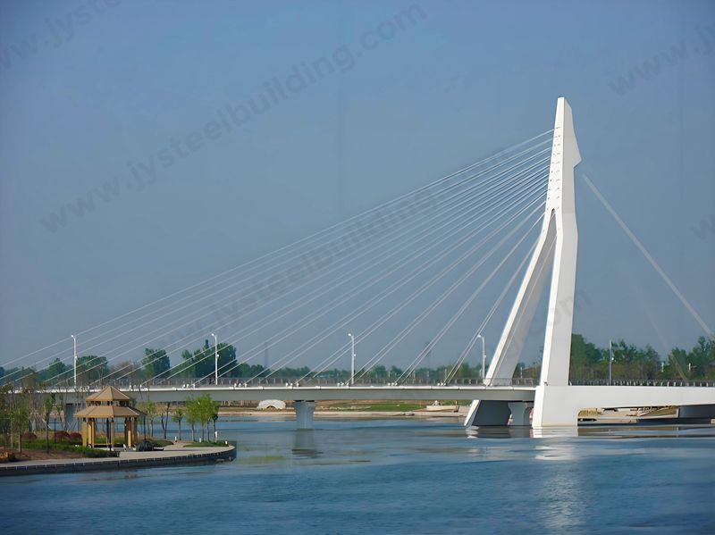 Esempio di ponte in acciaio