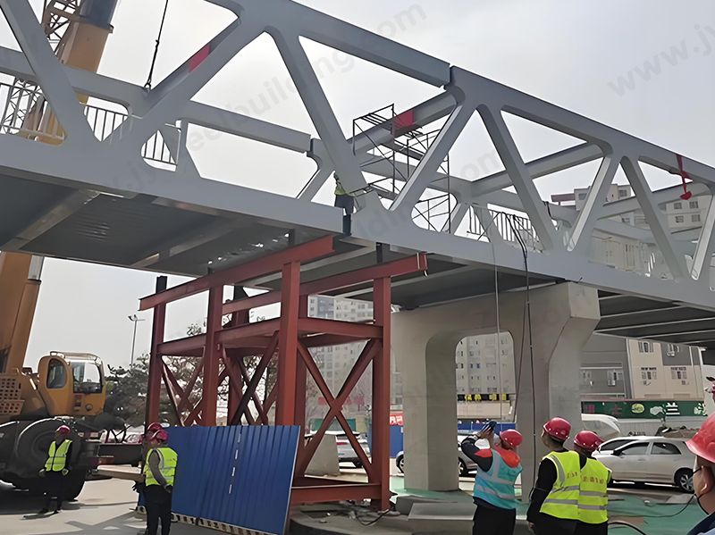 Esempio di travata in acciaio