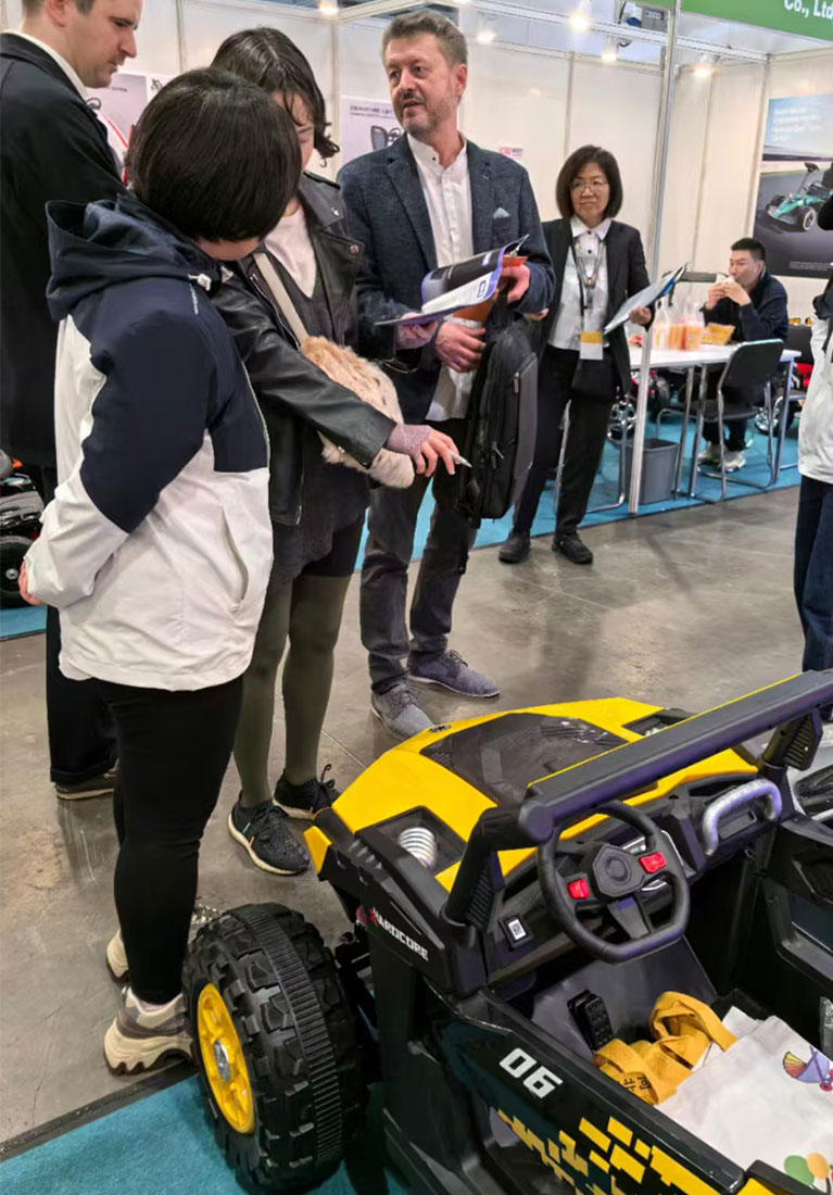Chinese and foreign merchants gathered in the &quot;Toy Capital&quot;, and major factories participated in the Pingxiang Toy Exhibition