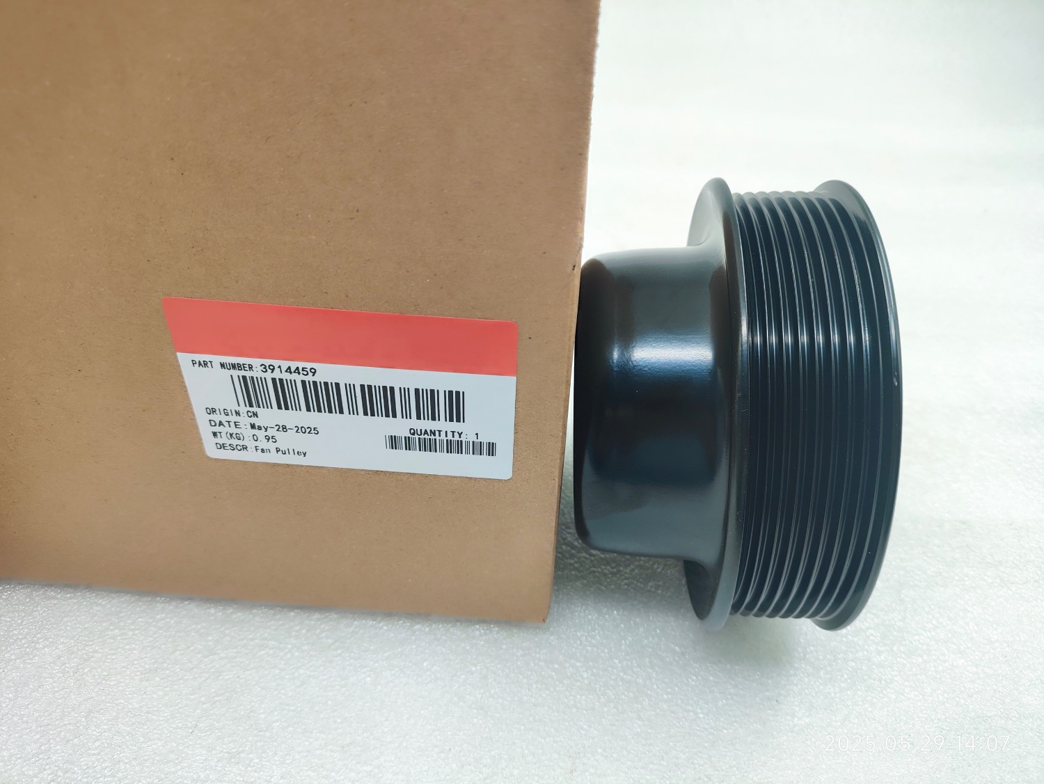 Dongfeng Cummins 6BT Engine Parts 3914458 3902709 3914459 Fan Pulley