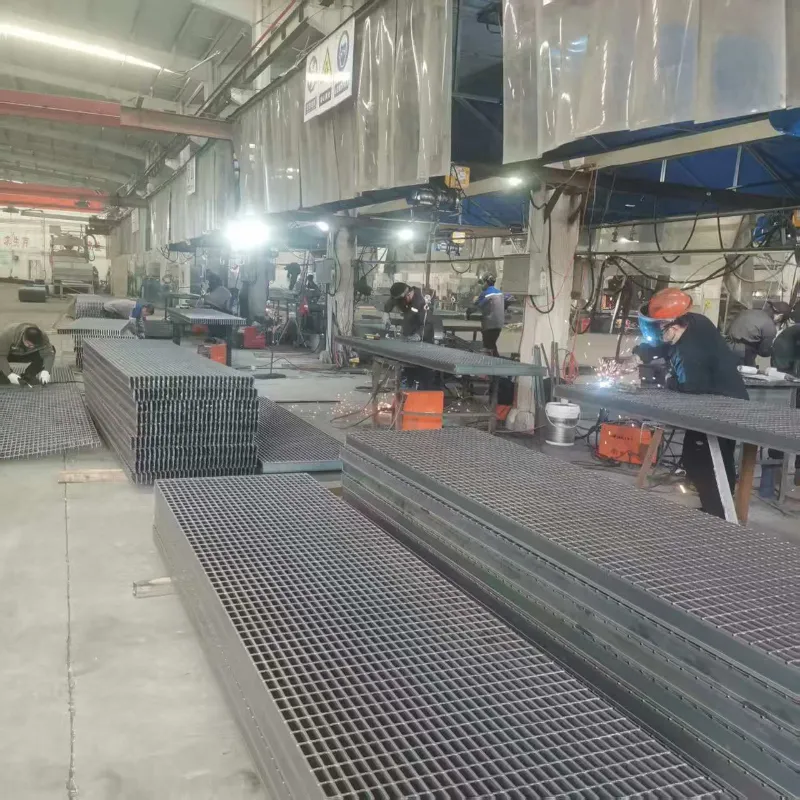 আমাদের সম্পর্কে