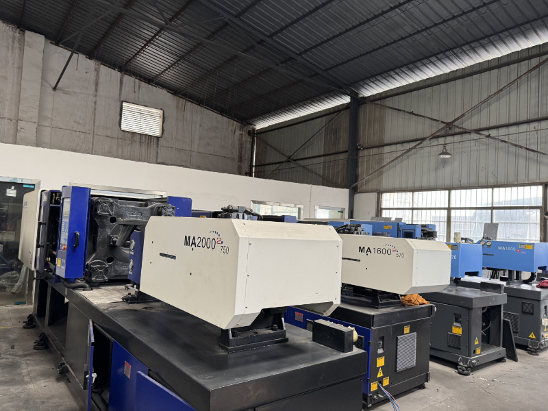 How to choose a high-quality injection molding machine?
