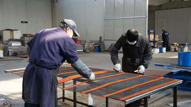 Výrobce obrazovkových médií Moon