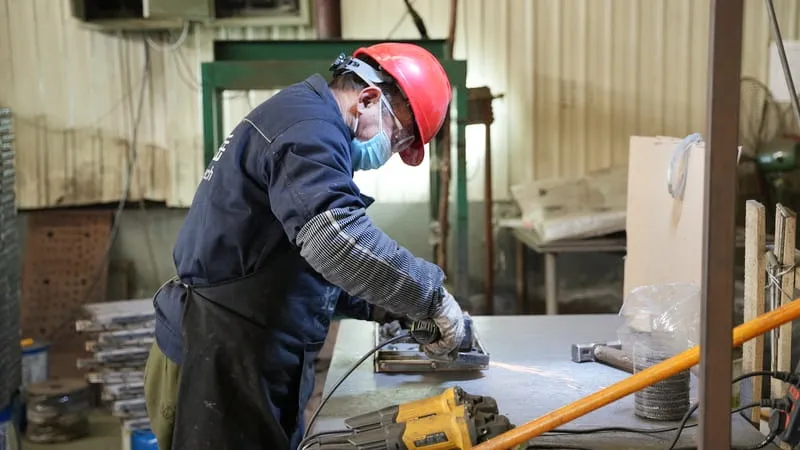 Výrobce obrazovkových médií Moon