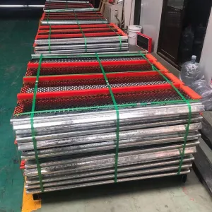 Samočisticí obrazovka typu D