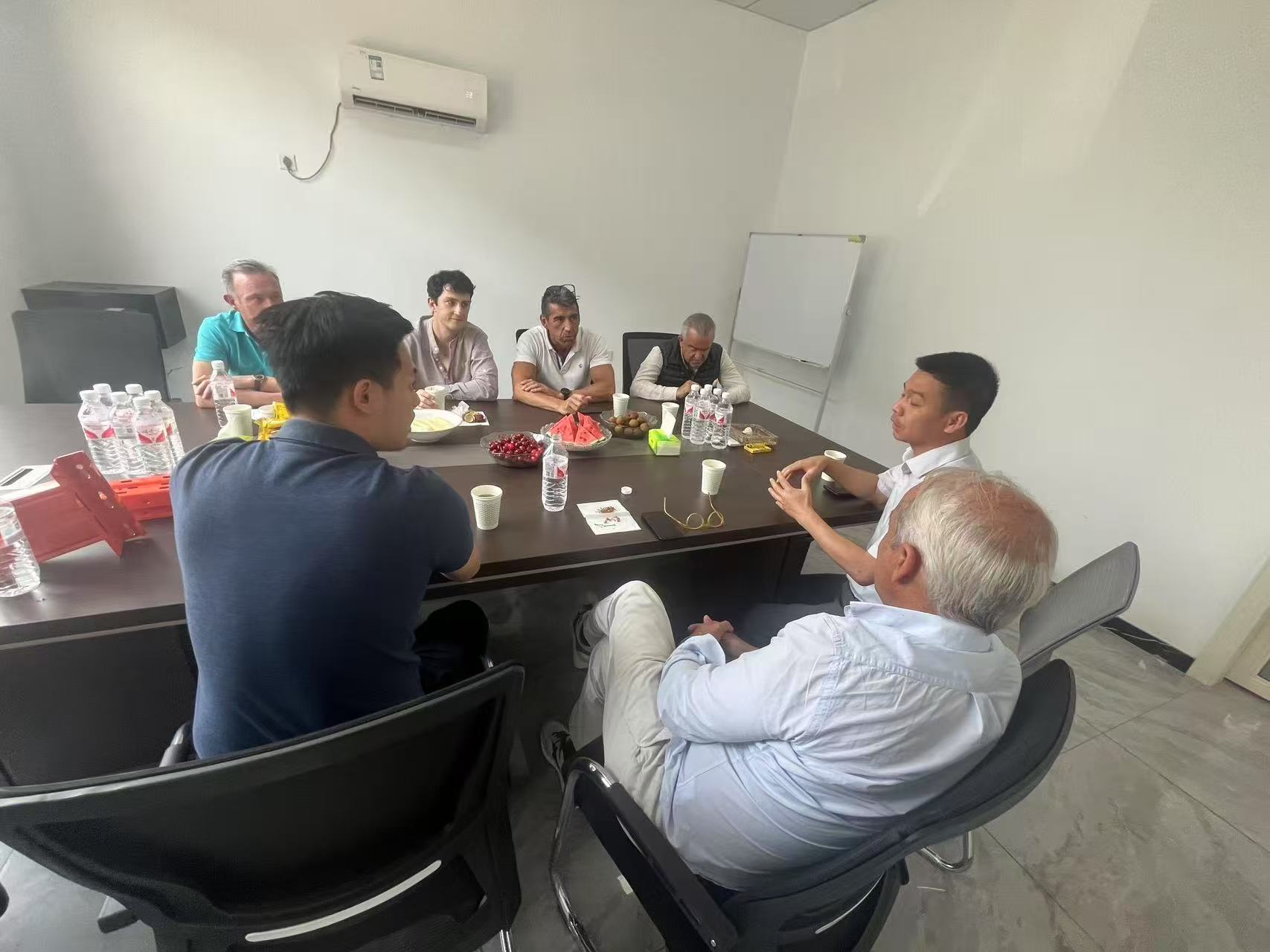 International Buyers Visit DI-AO Storage’s Factory– New Deals Signed!