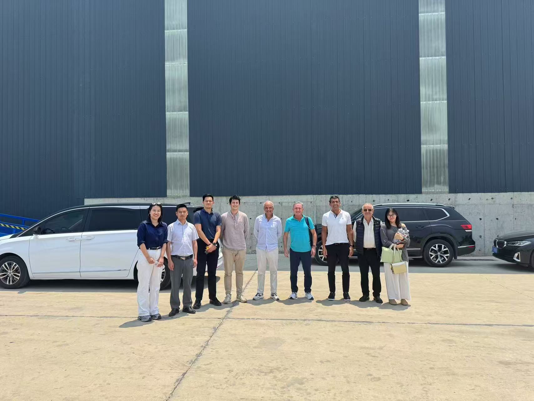 International Buyers Visit DI-AO Storage’s Factory– New Deals Signed!