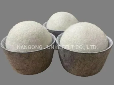 What can 100% wool felt ball be used for?