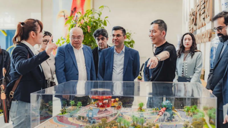 Iranian Consul General in Guangzhou visits Family of Childhood to explore new opportunities in the Middle East market