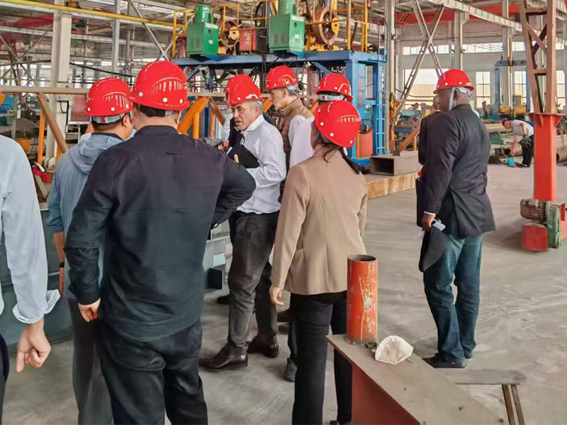 Enterprise cooperation from a global perspective: African customers visit Zongshun Steel Structure factory.