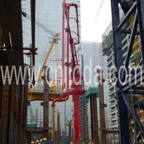 Boom de colocação auto-escalada fixo