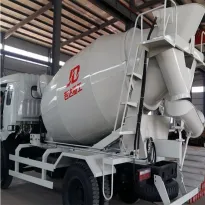 Caminhão misturador de concreto