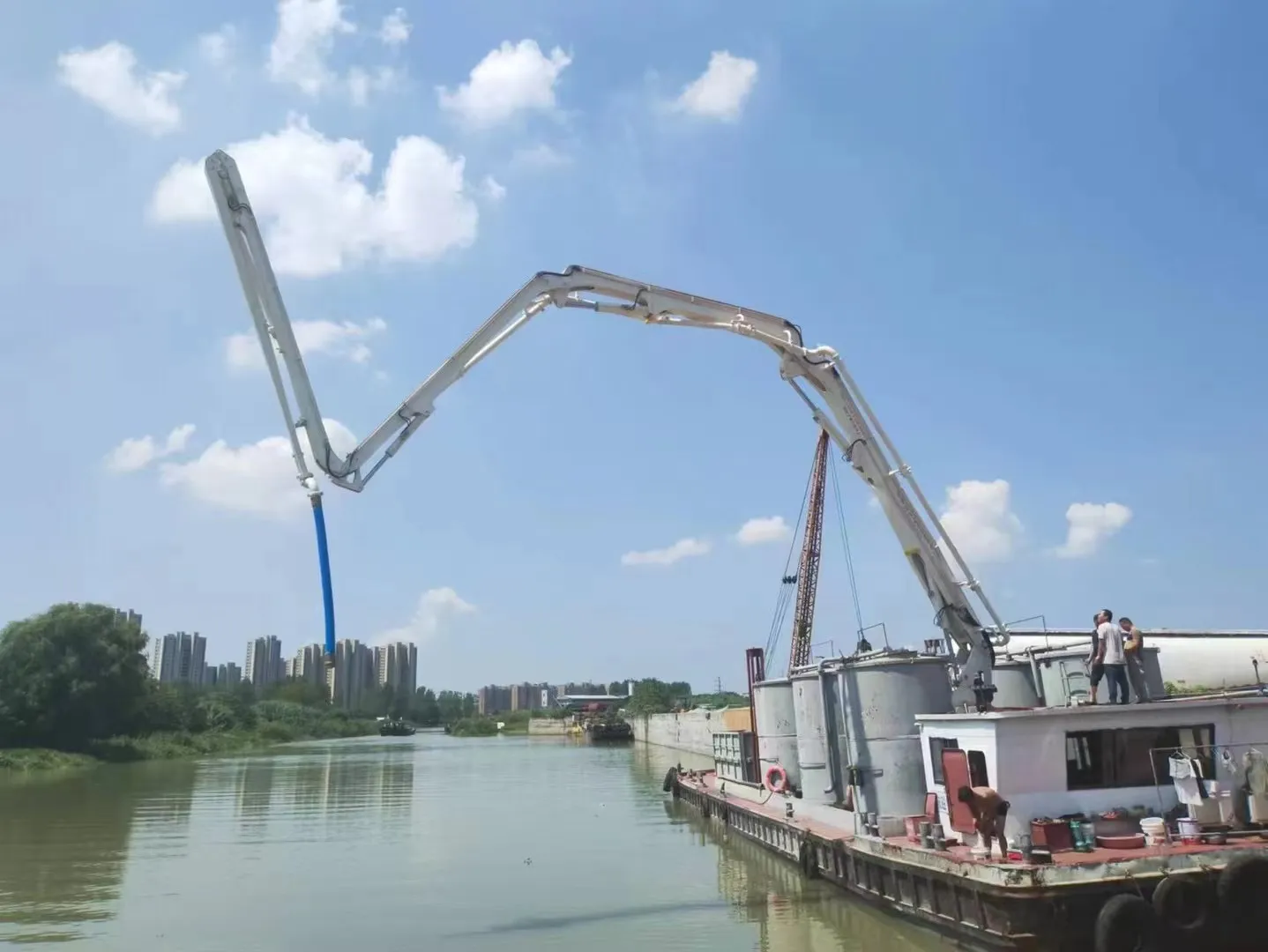 Ship-mounted Placing Boom