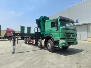 Customized Flatbed Truck for Papua New Guinea Customers